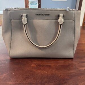Michael Kors Satchel in Light Gray